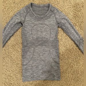 SOLD Lululemon Swiftly Tech Long-Sleeve Shirt